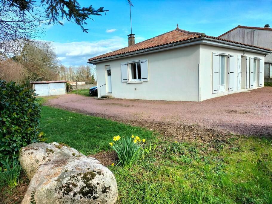 Petite Maison, Le Charme De L'Ancien Saint-Mesmin  外观 照片